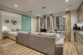 Stunning 1 Bed with AC next to Vauxhall Station